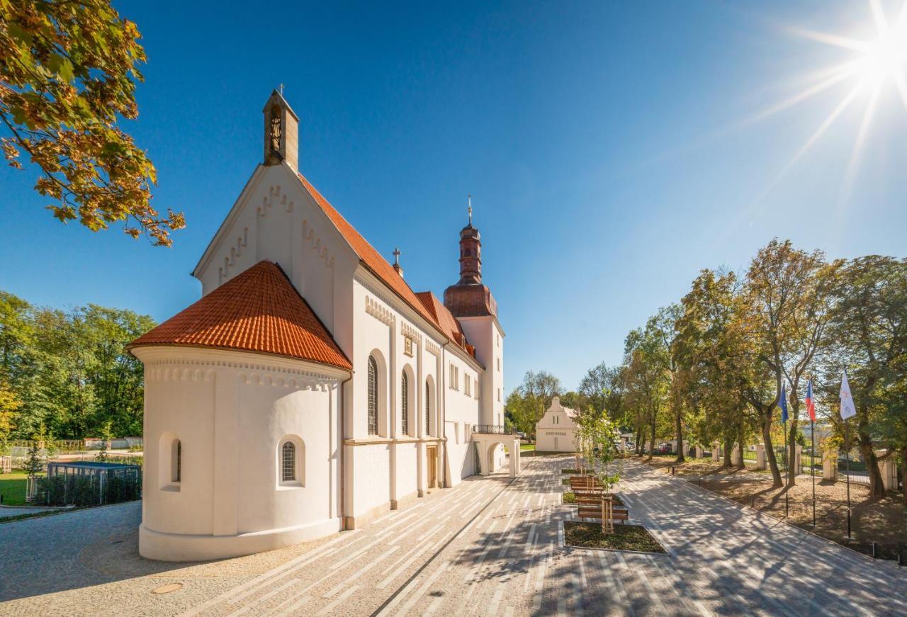 Chateau Clara Futura Dolni Brezany Eksteriør billede