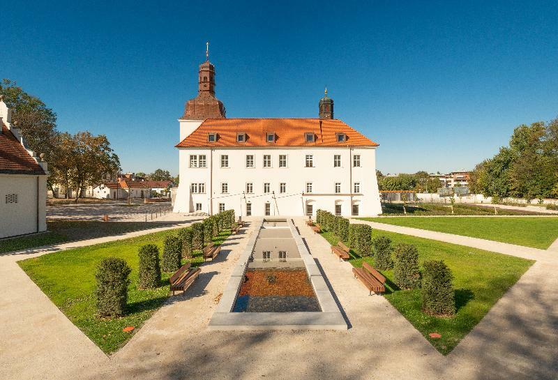 Chateau Clara Futura Dolni Brezany Eksteriør billede